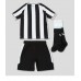 Billige Newcastle United Hjemmetrøye Barn 2022-23 Kortermet (+ korte bukser)